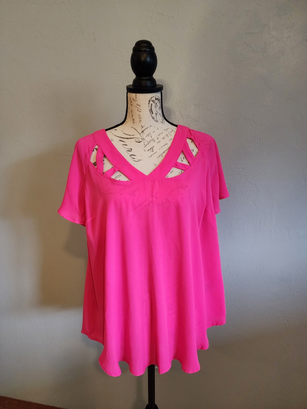 Torrid Hot Pink Short Sleeve V-Neck Top with Front Cutouts